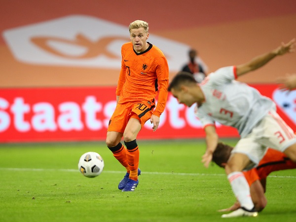 Tin HOT bóng đá 25/10: Van de Beek chính thức mất World Cup