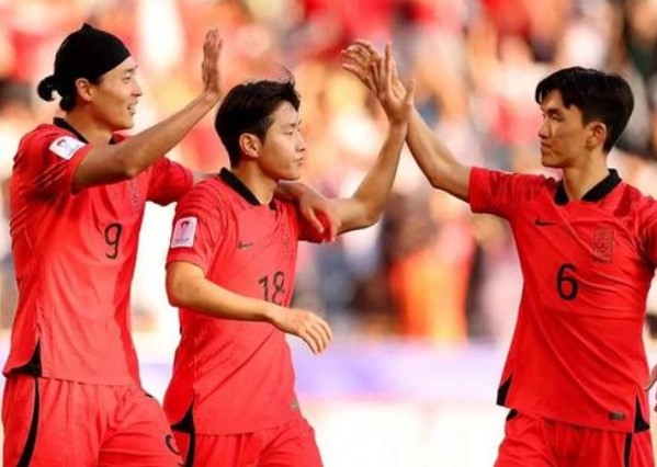 Lee Kang-in tỏa sáng từ PSG đến Asian Cup